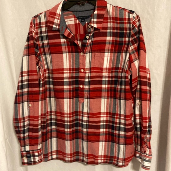 Tommy Hilfiger Tops - Tommy Hilfiger, plaid, flannel,  women’s shirt.‎ Like new, has 5 buttons.